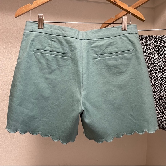 Banana Republic 2 Short BUNDLE offer Sz 6 - Picture 3 of 11
